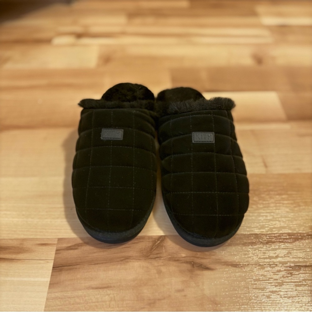 Kith Quilted Slippers Black Faux Fur Unisex New